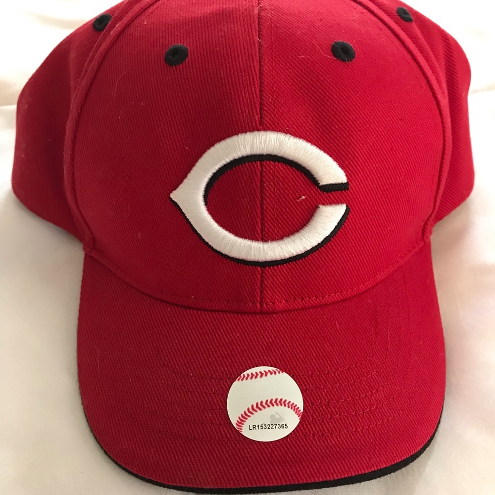 Cincinnati Red’s kids hat